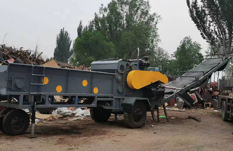 Vietnam Mobile Diesel Wood Chipper